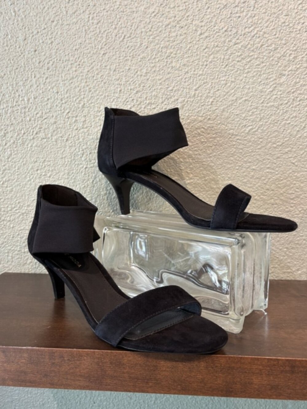 Pelle Moda Elvi Black Heel